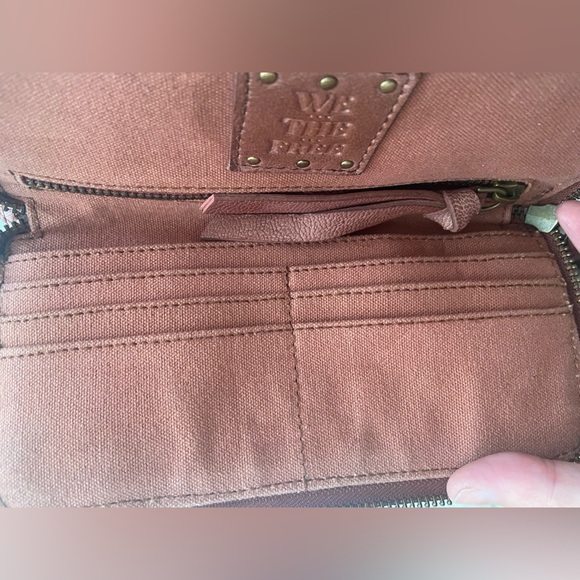 NWT Free People Distressed Wallet - Cognac - Picture 7 of 8